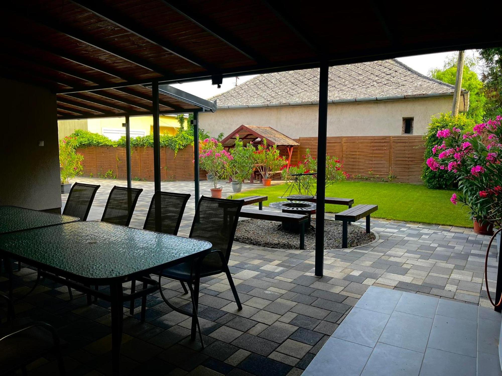 Tahiti Garden Apartman Hajdúszoboszló Exterior foto