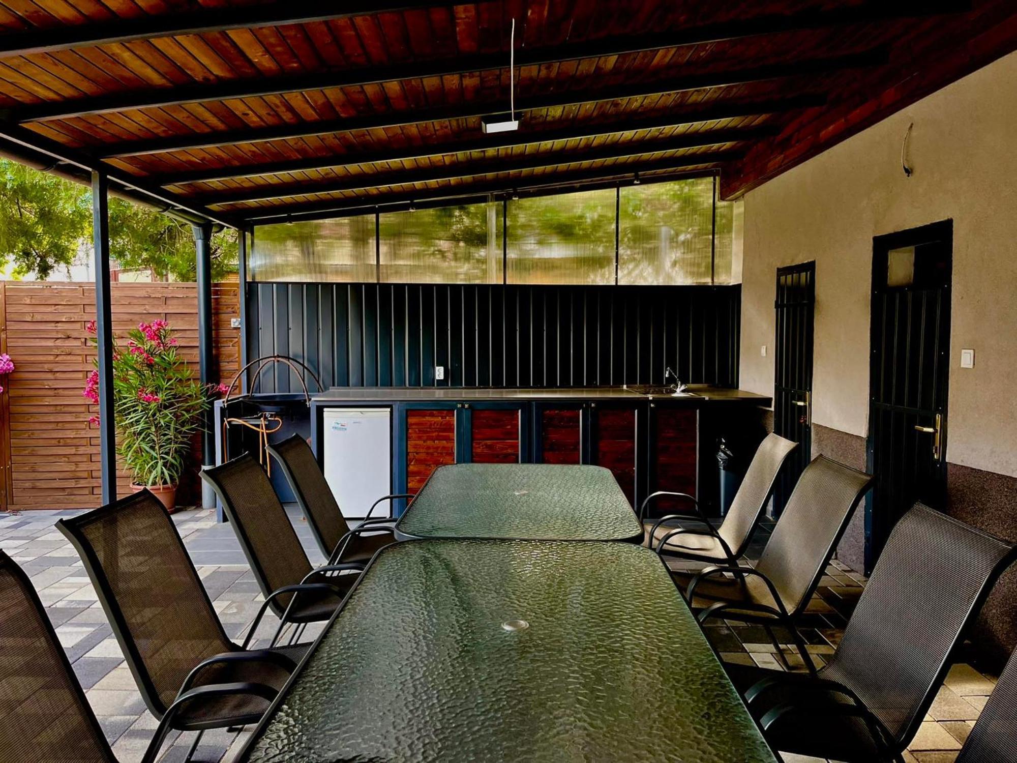 Tahiti Garden Apartman Hajdúszoboszló Exterior foto
